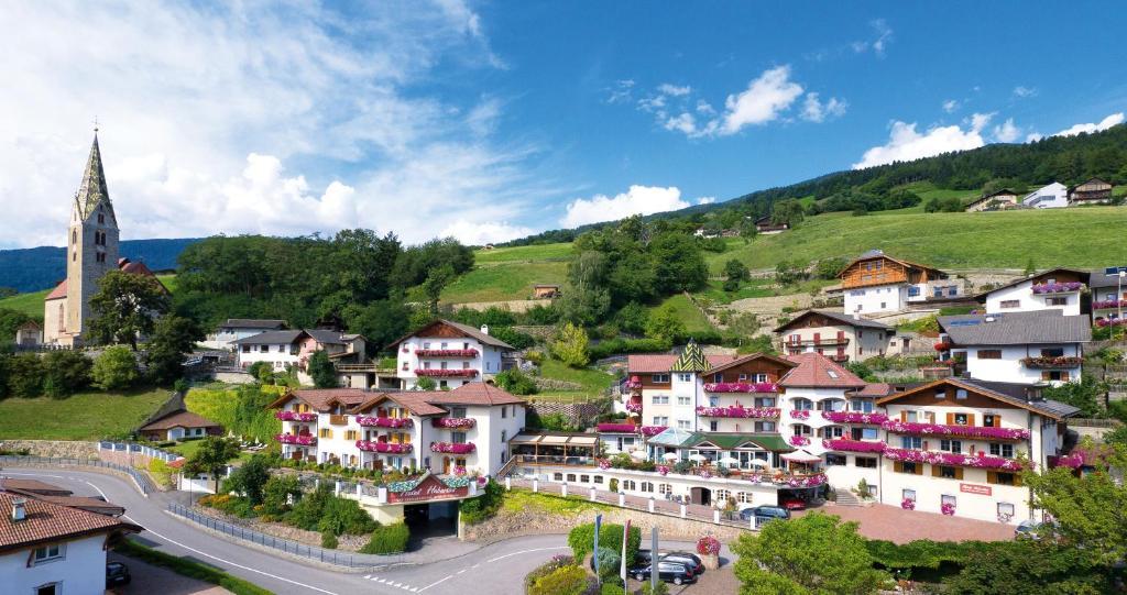 Aktiv & Relax Hotel Hubertus Villandro Esterno foto